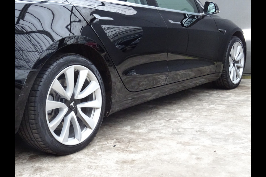 Tesla Model 3 Standard RWD Plus 60 kWh * LEER * PANORAMADAK !!