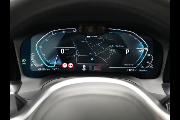 BMW 3 Serie Touring 330e M Sport Plug In Hybrid 293pk Dealer O.H. PHEV | Trekhaak Af Fabriek | Panodak | Head Up | Adaptive Cruise | 360 Camera | Laser LED | Lederen Sportstoelen Memory & Verwarmd | Apple Carplay | Sfeerverlichting | 19"L.M |