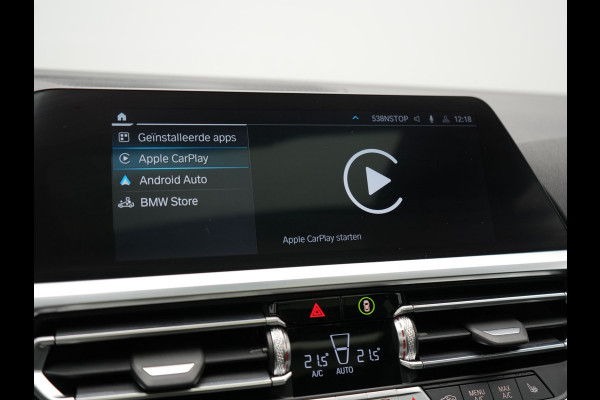 BMW 3 Serie Touring 330e M Sport Plug In Hybrid 293pk Dealer O.H. PHEV | Trekhaak Af Fabriek | Panodak | Head Up | Adaptive Cruise | 360 Camera | Laser LED | Lederen Sportstoelen Memory & Verwarmd | Apple Carplay | Sfeerverlichting | 19"L.M |