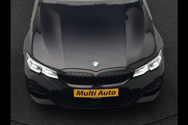 BMW 3 Serie Touring 330e M Sport Plug In Hybrid 293pk Dealer O.H. PHEV | Trekhaak Af Fabriek | Panodak | Head Up | Adaptive Cruise | 360 Camera | Laser LED | Lederen Sportstoelen Memory & Verwarmd | Apple Carplay | Sfeerverlichting | 19"L.M |