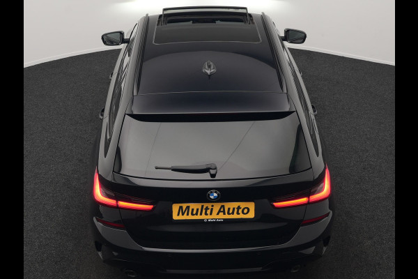 BMW 3 Serie Touring 330e M Sport Plug In Hybrid 293pk Dealer O.H. PHEV | Trekhaak Af Fabriek | Panodak | Head Up | Adaptive Cruise | 360 Camera | Laser LED | Lederen Sportstoelen Memory & Verwarmd | Apple Carplay | Sfeerverlichting | 19"L.M |