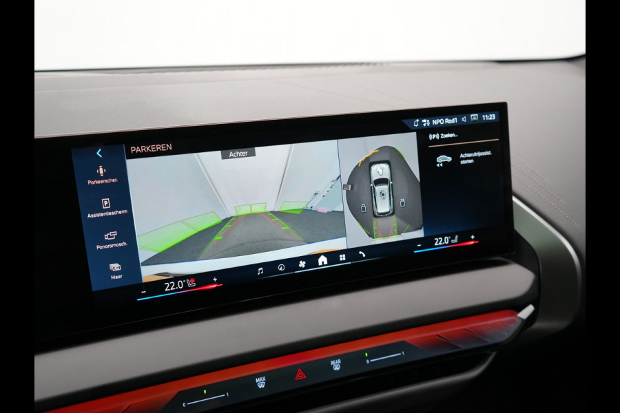 BMW X3 30e xDrive M Sport PRO Plug In Hybrid 299pk PHEV | Panodak | Trekhaak af Fabriek | Adaptive Cruise | 21"L.M | 360 Camera | Head Up | Harman Kardon | Lederen Sportstoelen Memory & Verwarmd |  Widescreen | Navigatie | DAB |