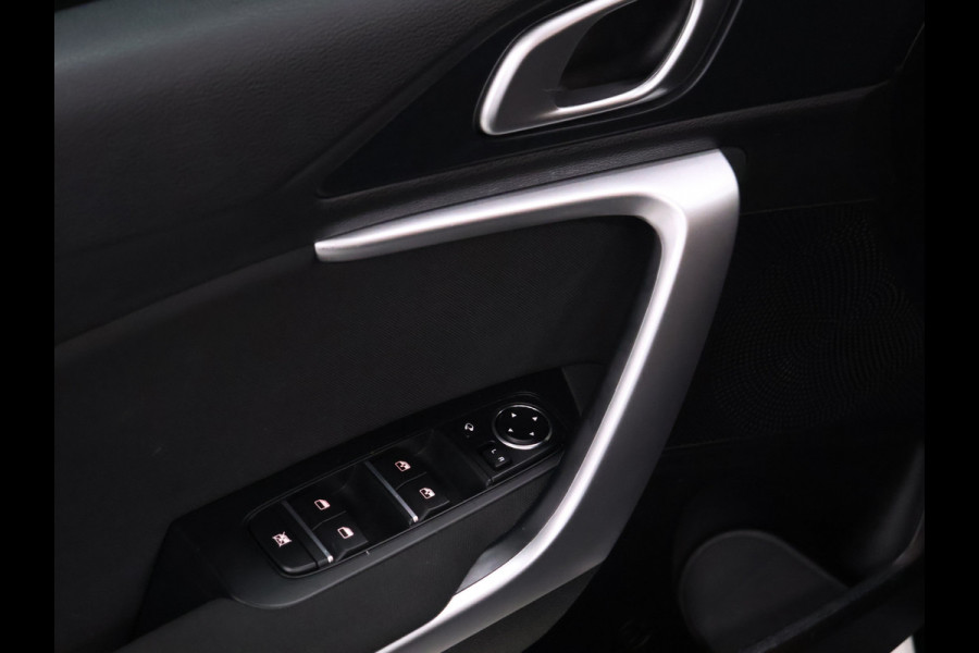 Kia Ceed 1.0 T-GDi DynamicLine [6-BAK, APPLE CARPLAY, ANDROID, CAMERA, LANE ASSIST, CRUISE, CLIMATE, NAVIGATIE, NIEUWSTAAT]