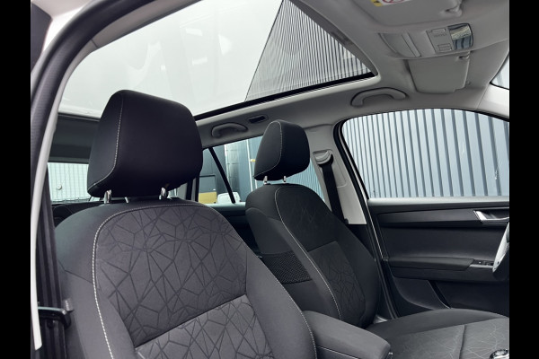 Škoda Fabia Combi 1.0 TSI 95Pk Clever | Panodak | Navi | DAB | Stoelverw. | Trekhaak | Prijs Rijklaar!!