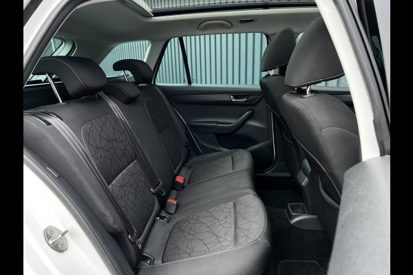 Škoda Fabia Combi 1.0 TSI 95Pk Clever | Panodak | Navi | DAB | Stoelverw. | Trekhaak | Prijs Rijklaar!!