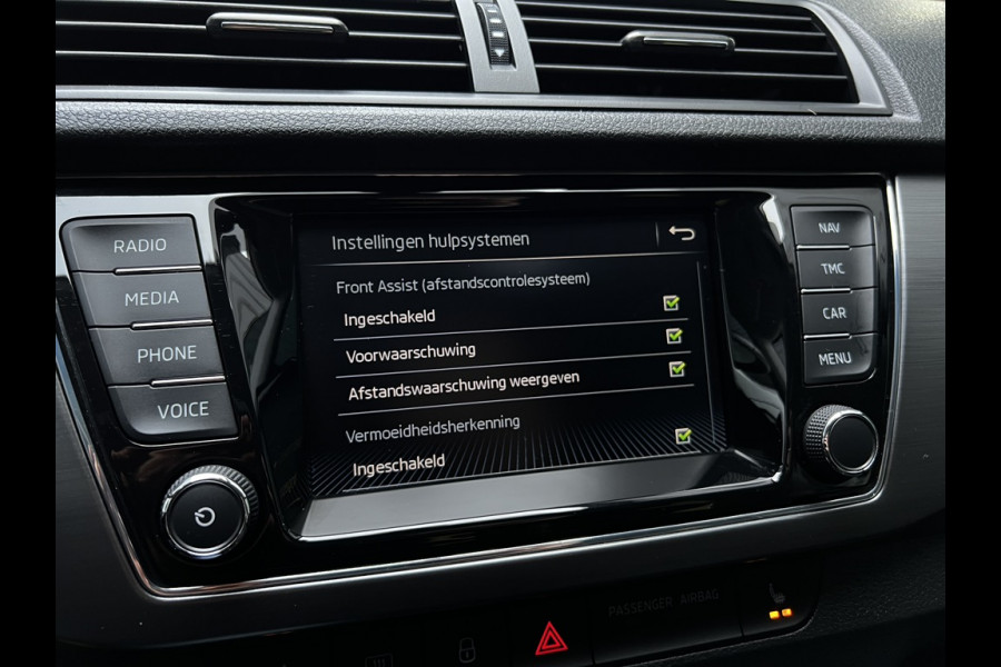 Škoda Fabia Combi 1.0 TSI 95Pk Clever | Panodak | Navi | DAB | Stoelverw. | Trekhaak | Prijs Rijklaar!!