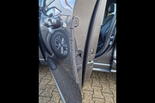 Ford Kuga 2.5 PHEV ST-Line X | Panoramadak | Adaptive cruise control | Winterpack | Dodehoeksensoren