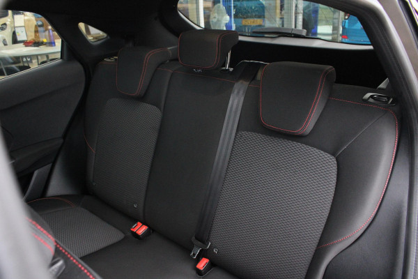 Ford Puma 1.0 EcoBoost Hybrid ST-Line X Tech-Edition | Trekhaak | Stoel + Stuurverwarming | Climate Control | Adaptive Cruise Control | Camera | Navigatie |