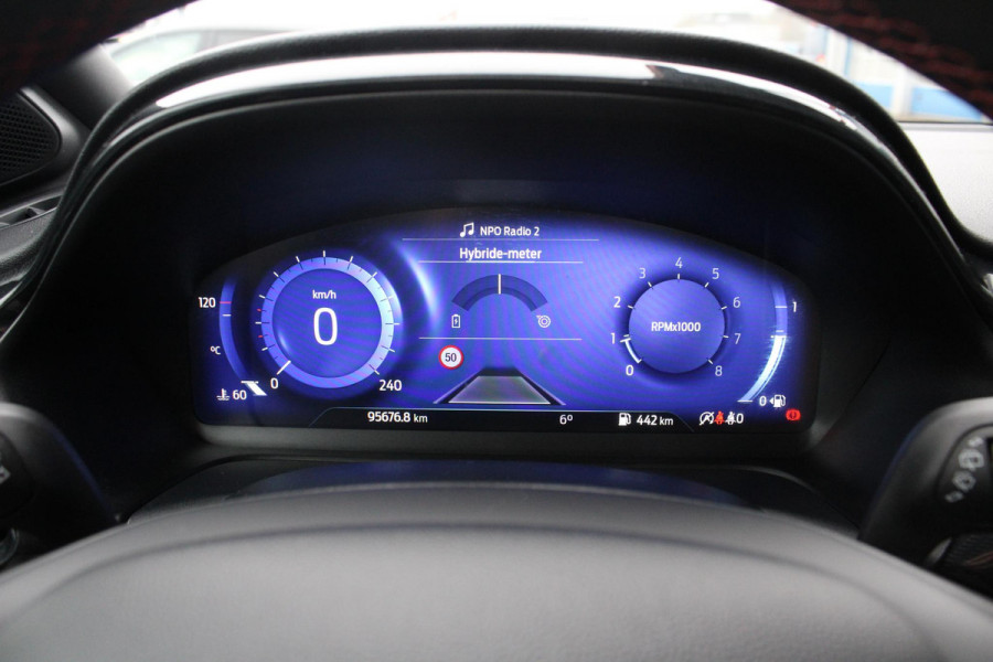 Ford Puma 1.0 EcoBoost Hybrid ST-Line X Tech-Edition | Trekhaak | Stoel + Stuurverwarming | Climate Control | Adaptive Cruise Control | Camera | Navigatie |