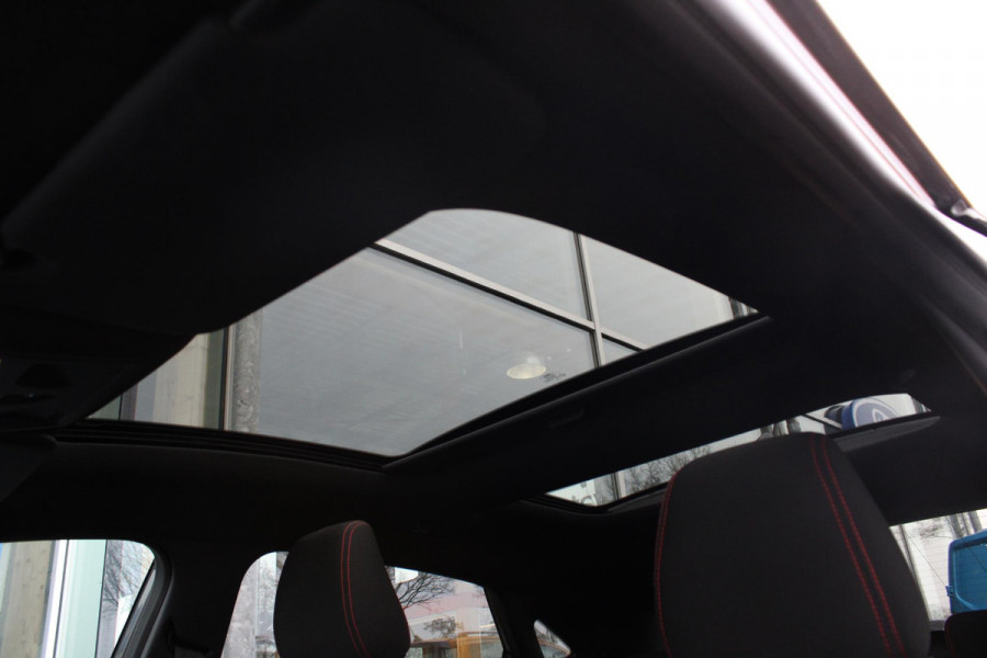 Ford Puma 1.0 EcoBoost Hybrid ST-Line X Tech-Edition | Trekhaak | Stoel + Stuurverwarming | Climate Control | Adaptive Cruise Control | Camera | Navigatie |