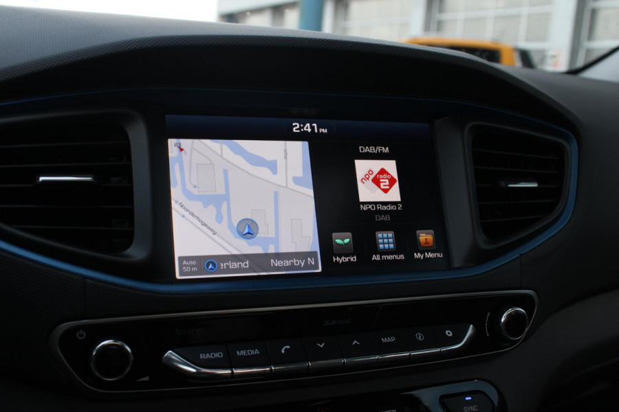 Hyundai IONIQ 1.6 GDi Premium | Stoelverwarming + Koeling | Electrische Stoelen Memory | Schuif/Kanteldak | Camera | Climate Control | Navigatie |