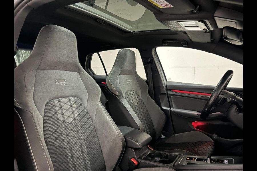 Volkswagen Golf 1.5 eTSI R-Line Pano Harman/Kardon Sfeer NAP