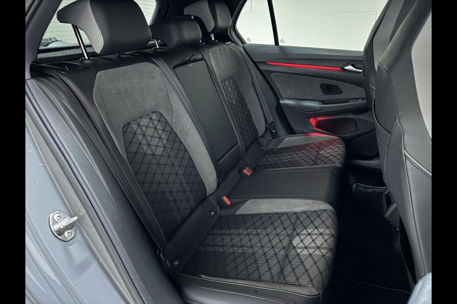 Volkswagen Golf 1.5 eTSI R-Line Pano Harman/Kardon Sfeer NAP