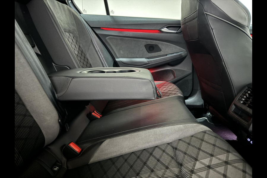 Volkswagen Golf 1.5 eTSI R-Line Pano Harman/Kardon Sfeer NAP
