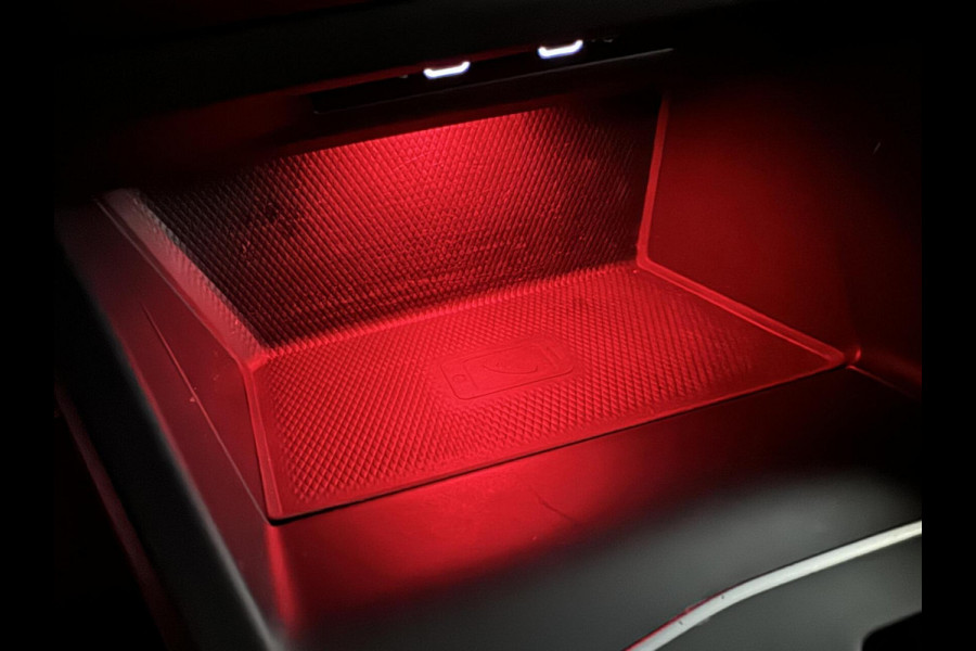 Volkswagen Golf 1.5 eTSI R-Line Pano Harman/Kardon Sfeer NAP