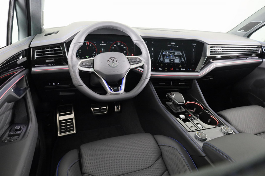 Volkswagen Touareg R 3.0 eHybid 340 kW / 462 pk SUV 8 vesn. Tiptonic Volkswagen Touareg R 3.0 TSI 340 kW / 462 pk SUV 8 vesn. Tiptronic