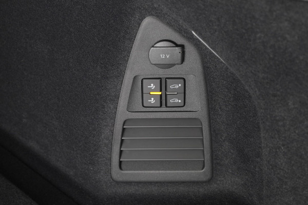 Volkswagen Touareg R 3.0 eHybid 340 kW / 462 pk SUV 8 vesn. Tiptonic Volkswagen Touareg R 3.0 TSI 340 kW / 462 pk SUV 8 vesn. Tiptronic