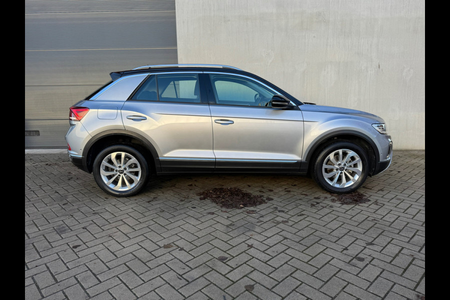 Volkswagen T-Roc 1.0 TSI Style * Matrix Led * Camera * Led * Keyless * Alcantara *