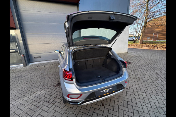 Volkswagen T-Roc 1.0 TSI Style * Matrix Led * Camera * Led * Keyless * Alcantara *