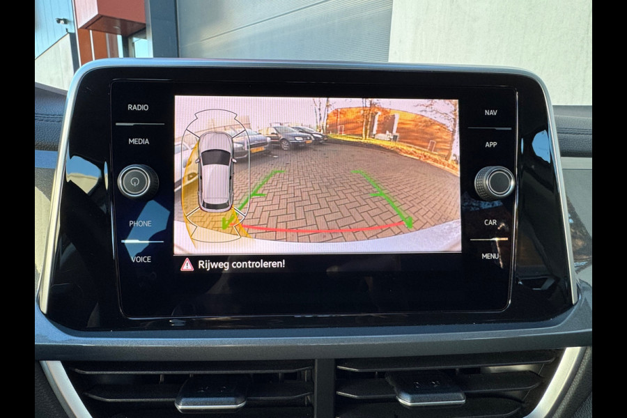 Volkswagen T-Roc 1.0 TSI Style * Matrix Led * Camera * Led * Keyless * Alcantara *