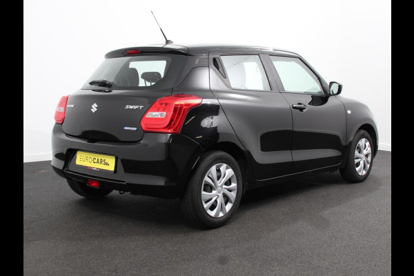 Suzuki Swift 1.2 Club Smart Hybrid | Navigatie | Apple Carplay/Android Auto | Airco | Cruise Control | Lichtmetalen velgen