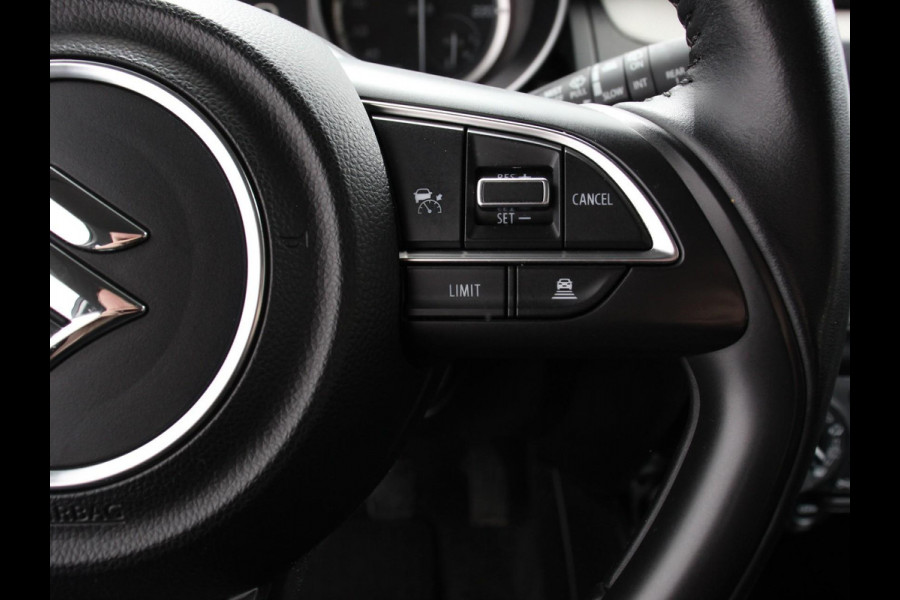Suzuki Swift 1.2 Club Smart Hybrid | Navigatie | Apple Carplay/Android Auto | Airco | Cruise Control | Lichtmetalen velgen