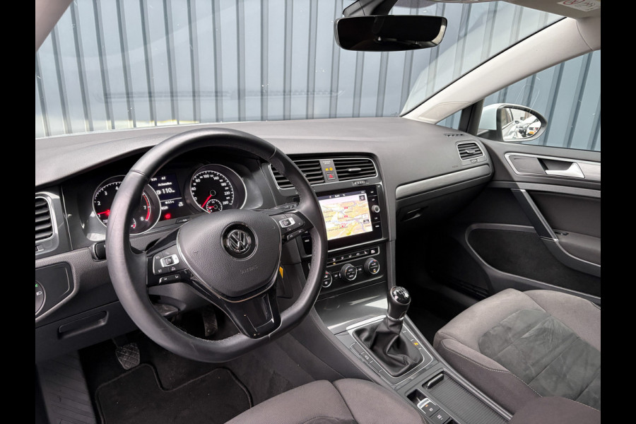 Volkswagen Golf 1.0 TSI Highline Business R | R-line | Led Koplampen | Stoelverw. | Adapt. Cr. | Prijs Rijklaar!!