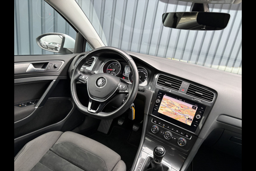 Volkswagen Golf 1.0 TSI Highline Business R | R-line | Led Koplampen | Stoelverw. | Adapt. Cr. | Prijs Rijklaar!!