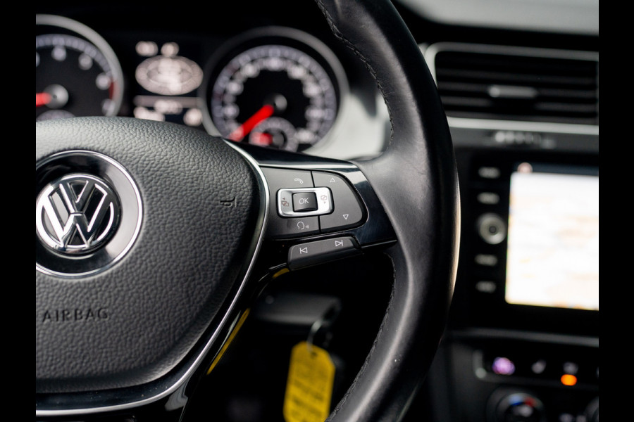 Volkswagen Golf 1.0 TSI Highline Business R | R-line | Led Koplampen | Stoelverw. | Adapt. Cr. | Prijs Rijklaar!!