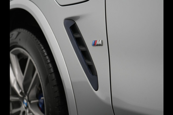 BMW X3 xDrive30e M Sport Plug In Hybrid 293pk Dealer O.H. PHEV | Trekhaak Af Fabriek | Head Up | Sportstoelen Verwarmd | Apple Carplay | Keyless | Blis | Sfeerverlichting | Virtual | Navigatie | DAB |