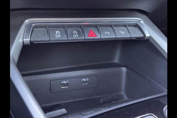 Audi A3 Sportback 35 TFSI S edition Pano/Matrix/Sfeer/AppleCar