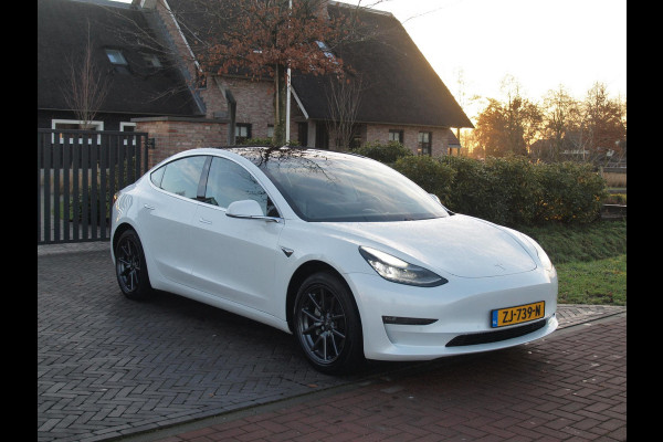 Tesla Model 3 Long Range AWD 75 kWh | Full Self-Driving | Panoramadak | Camera | Sfeerverlichting |