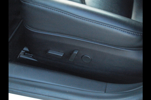 Tesla Model 3 Long Range AWD 75 kWh | Full Self-Driving | Panoramadak | Camera | Sfeerverlichting |