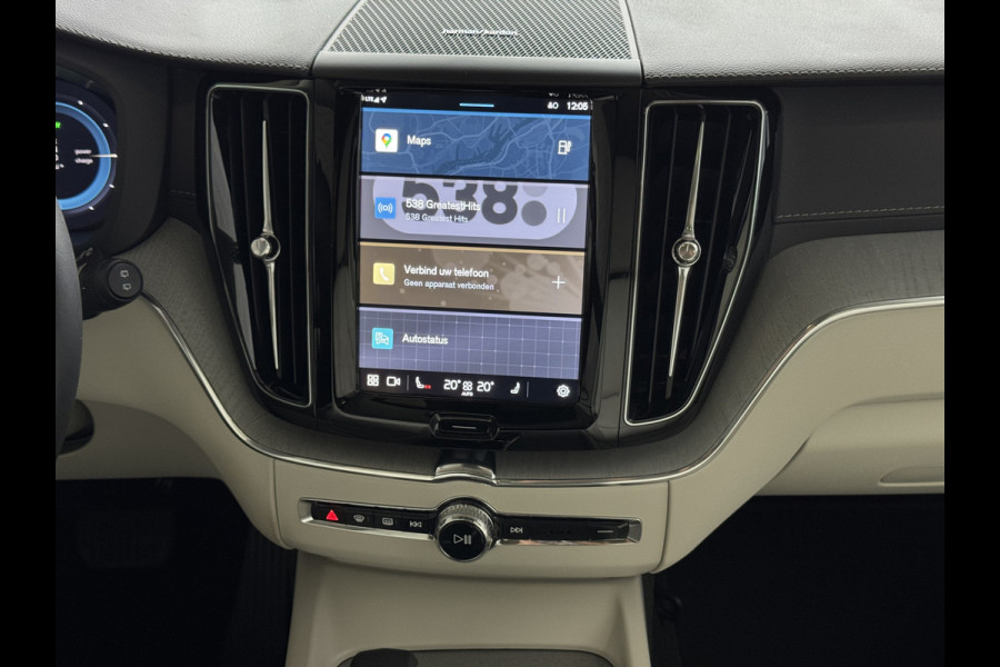 Volvo XC60 2.0 T6 350 PK CREME.LEER PHEV SCHUIFDAK AWD ULTRA BRIGHT LONG RANGE PANO HARMAN/KARDON HEADUP ELEK.KLEP phev . panorama pano