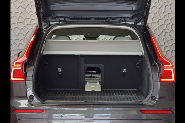 Volvo XC60 2.0 T6 350 PK CREME.LEER PHEV SCHUIFDAK AWD ULTRA BRIGHT LONG RANGE PANO HARMAN/KARDON HEADUP ELEK.KLEP phev . panorama pano