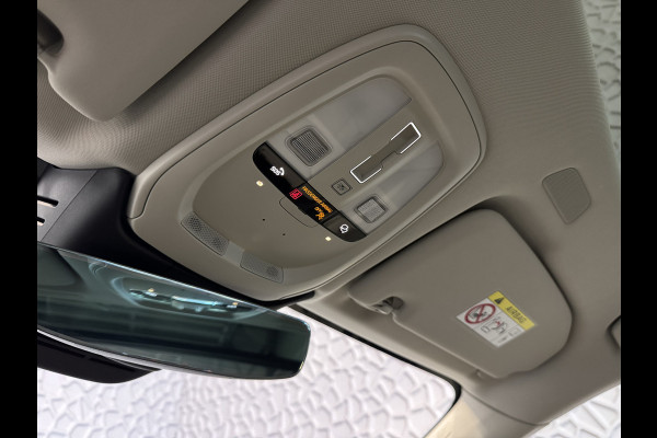 Volvo XC60 2.0 T6 350 PK CREME.LEER PHEV SCHUIFDAK AWD ULTRA BRIGHT LONG RANGE PANO HARMAN/KARDON HEADUP ELEK.KLEP phev . panorama pano