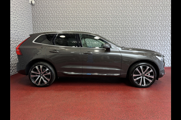 Volvo XC60 2.0 T6 350 PK CREME.LEER PHEV SCHUIFDAK AWD ULTRA BRIGHT LONG RANGE PANO HARMAN/KARDON HEADUP ELEK.KLEP phev . panorama pano