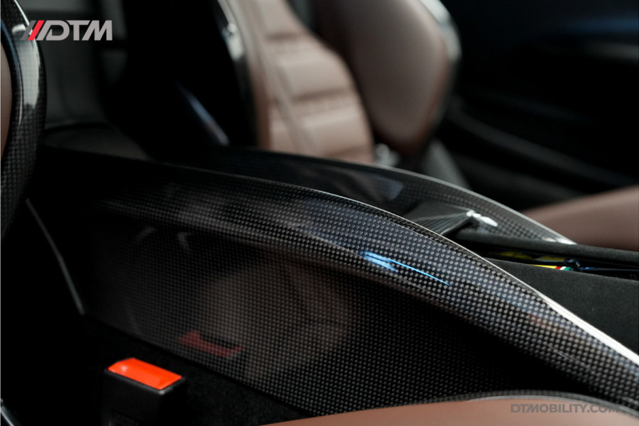 Ferrari SF90 Stradale 4.0 V8 | Assetto Fiorano | Daytona Racing seats |