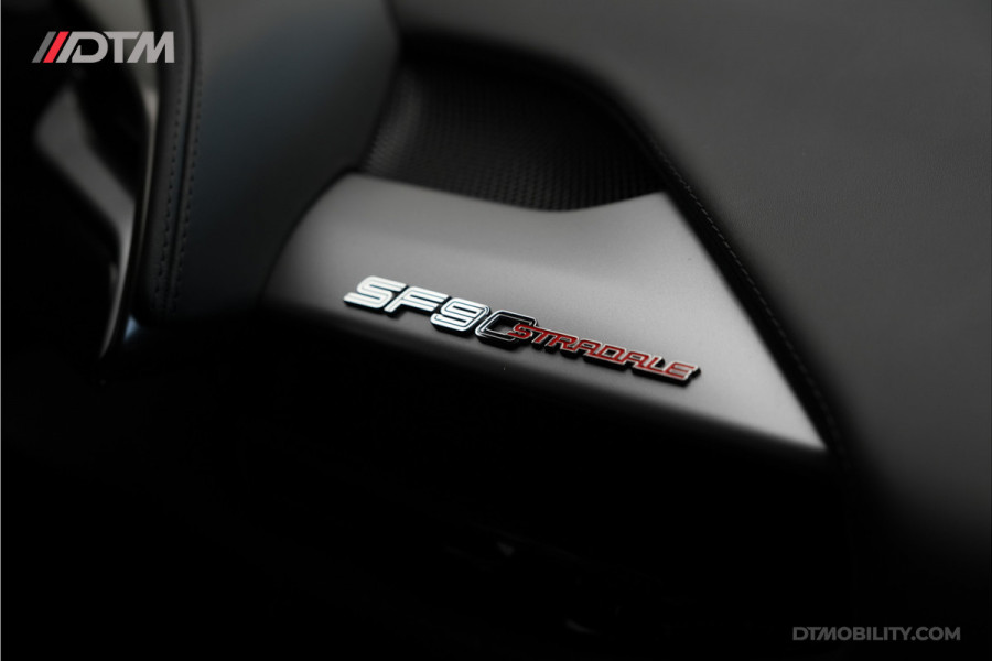 Ferrari SF90 Stradale 4.0 V8 | Assetto Fiorano | Daytona Racing seats |