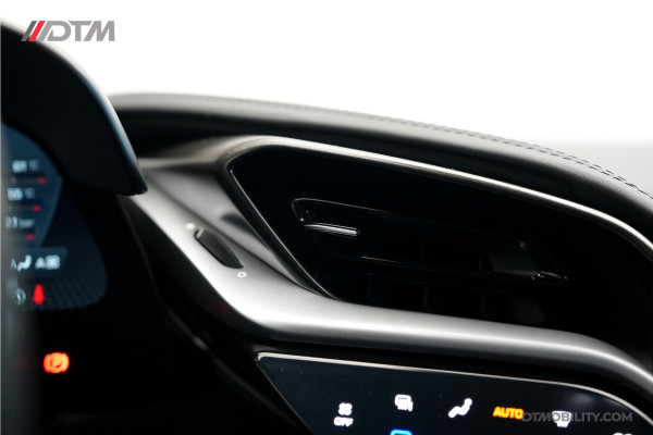 Ferrari SF90 Stradale 4.0 V8 | Assetto Fiorano | Daytona Racing seats |