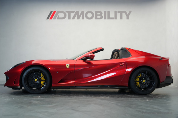 Ferrari 812 GTS 6.5 V12 HELE | Rosso Magma | Carbon | Lift | Passenger Display |