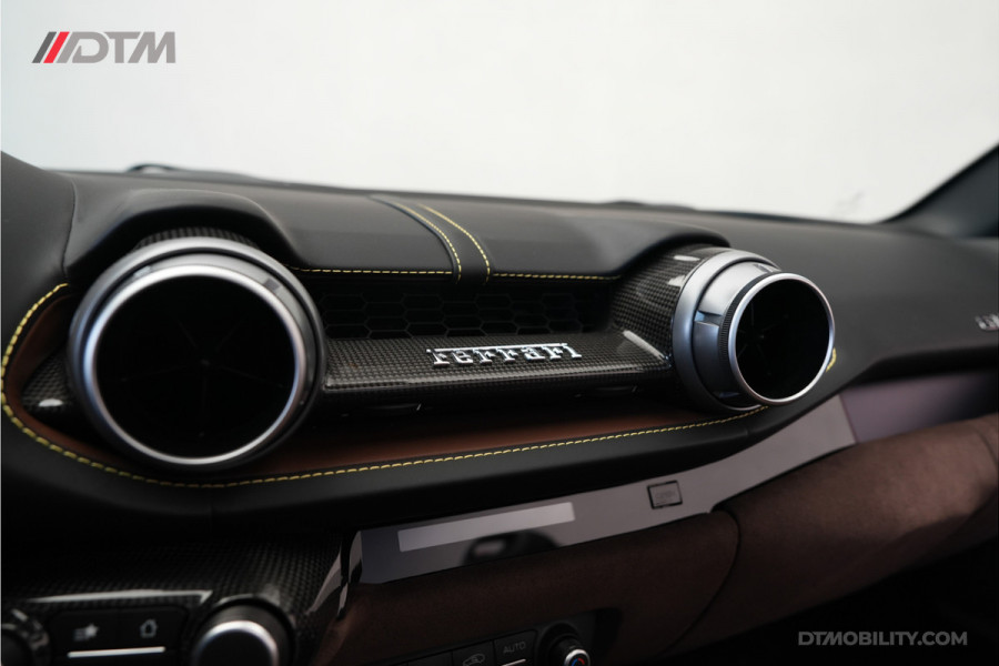 Ferrari 812 GTS 6.5 V12 HELE | Rosso Magma | Carbon | Lift | Passenger Display |