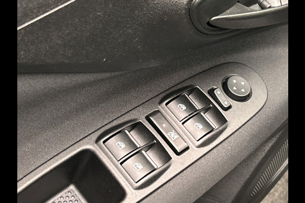 Fiat Punto Evo 0.9 TwinAir Sempre | Origineel Nederlands | Navigatie Lichtmetaal Airco Parkeersensoren