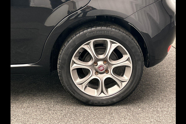 Fiat Punto Evo 0.9 TwinAir Sempre | Origineel Nederlands | Navigatie Lichtmetaal Airco Parkeersensoren