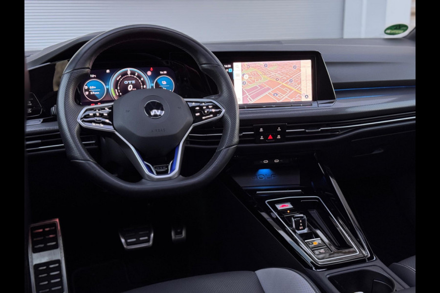 Volkswagen Golf 1.4 eHybrid GTE Pano/Leer/Trekhaak/Matrix