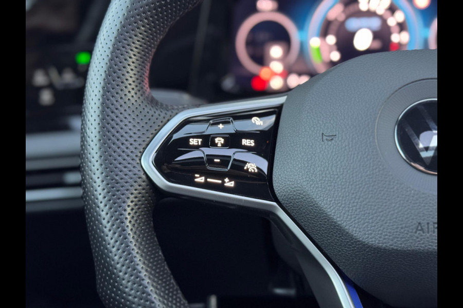Volkswagen Golf 1.4 eHybrid GTE Pano/Leer/Trekhaak/Matrix