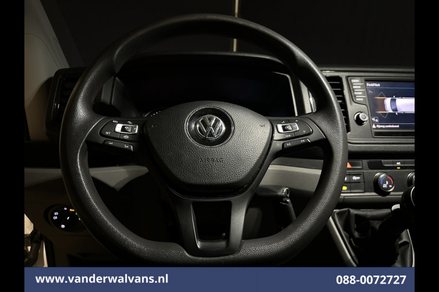Volkswagen Crafter 2.0 TDI 141pk L3H3 L2H2 Euro6 Airco | Navigatie | Camera | LED | Apple Carplay | Adaptieve Cruisecontrol Android Auto, Chauffeursstoel, Parkeersensoren