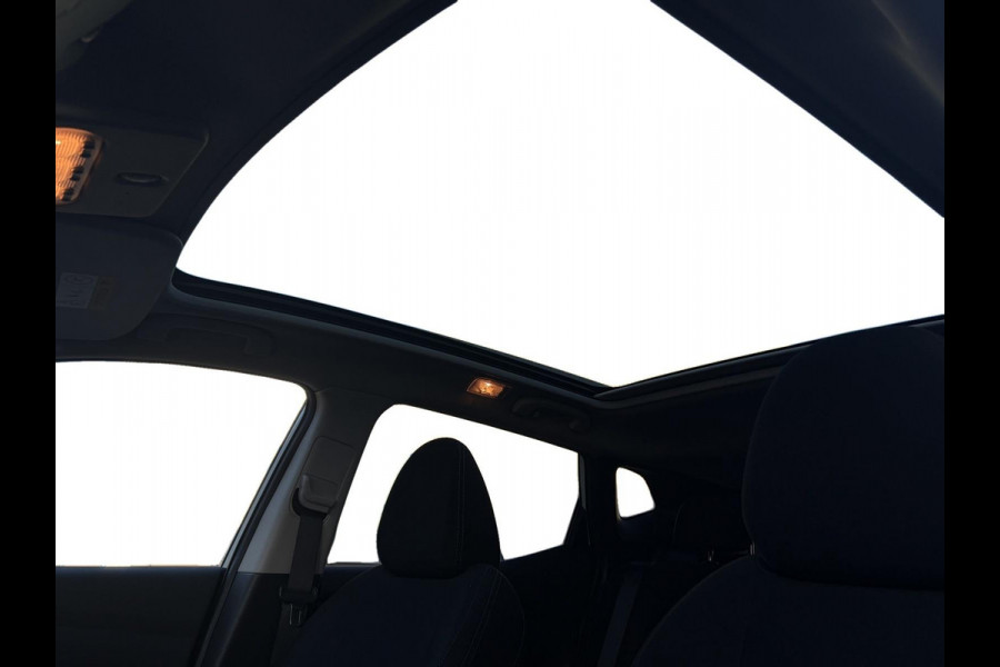Nissan QASHQAI 158PK Aut. 360° Camera Trekhaak Pano Stoelverw. Lane Assist Navi Climate Pdc Winterpack Isofix Comfortstoelen