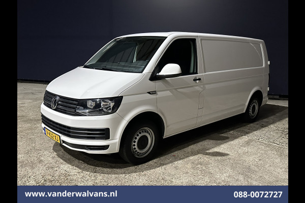 Volkswagen Transporter 2.0 TDI L2H1 Euro6 Airco | Camera | Apple Carplay | Trekhaak | Cruisecontrol Android Auto, Bijrijdersbank