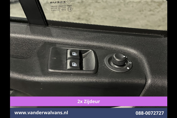 Renault Trafic 1.6 dCi 126pk L2H1 Euro6 Airco | 2x Zijdeur | Camera | Trekhaak | Cruisecontrol Parkeersensoren, bijrijdersbank